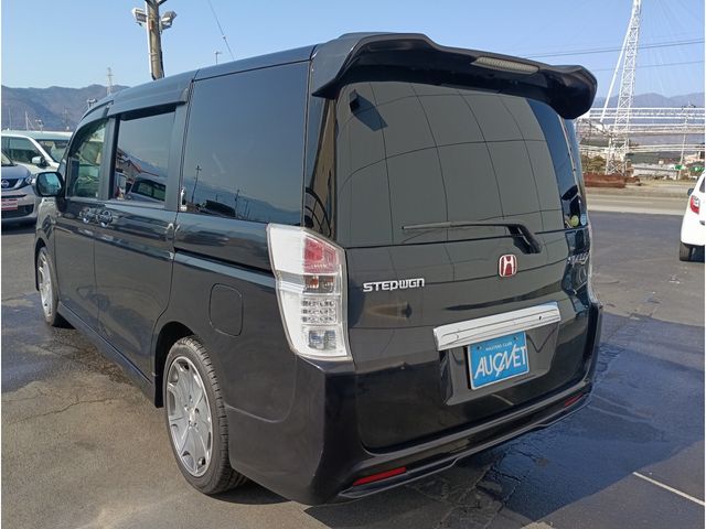 HONDA STEPWAGON SPADA 2010 Image 31