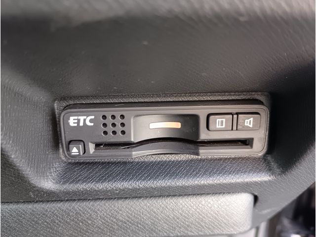 HONDA STEPWAGON SPADA 2010 Image 31