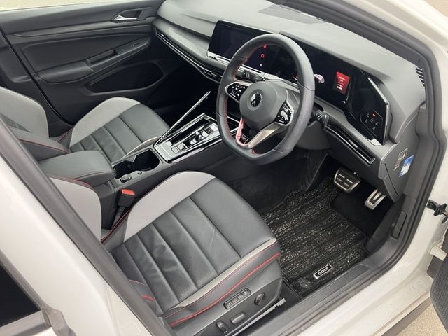 VOLKSWAGEN GOLF GTI 2023 Image 31