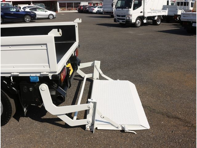 ISUZU ELF 2017 Image 31