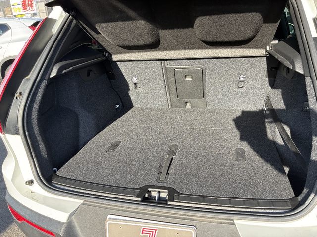 VOLVO XC40 2019 Image 31