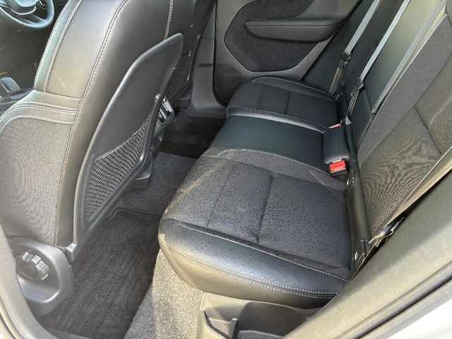 VOLVO XC40 2019 Image 31