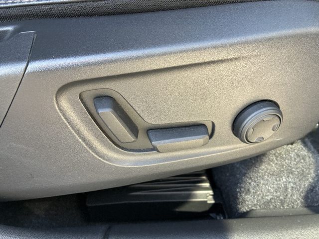 VOLVO XC40 2019 Image 31