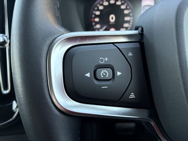 VOLVO XC40 2019 Image 31