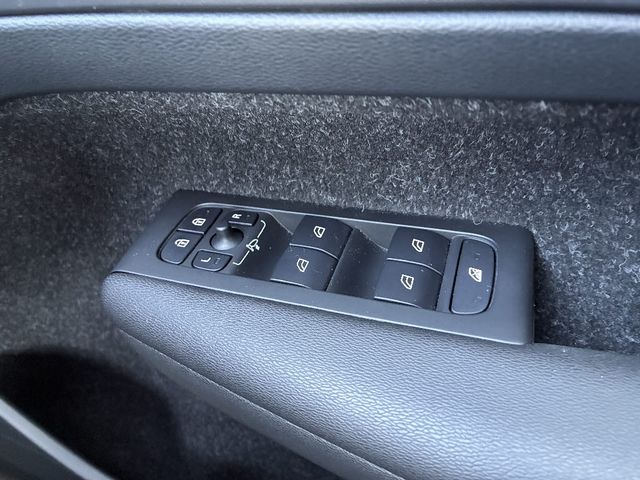 VOLVO XC40 2019 Image 31