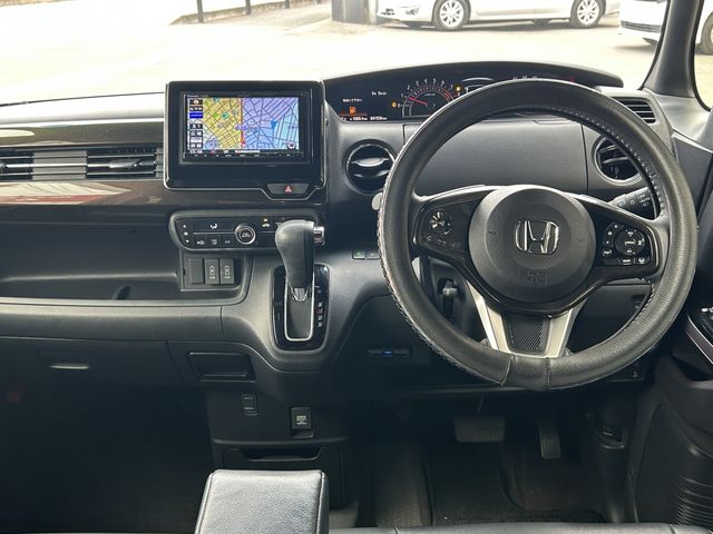 HONDA N BOX CUSTOM 2019 Image 31