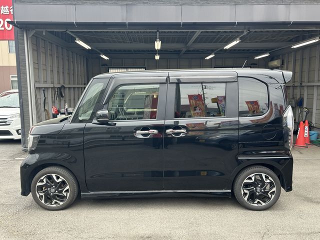 HONDA N BOX CUSTOM 2019 Image 31