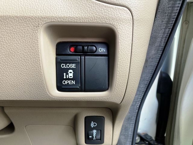 HONDA N BOX+ 2015 Image 31
