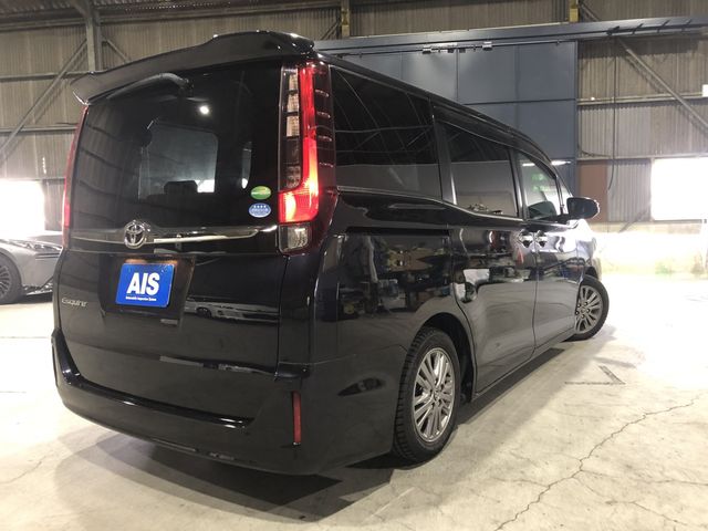 TOYOTA ESQUIRE 2017 Image 31