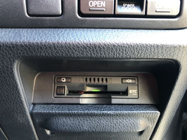 TOYOTA ESQUIRE 2017 Image 31