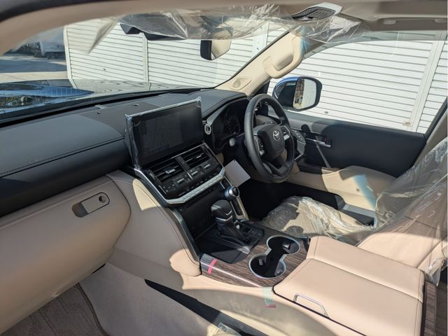TOYOTA LANDCRUISER WAGON 2024 Image 31