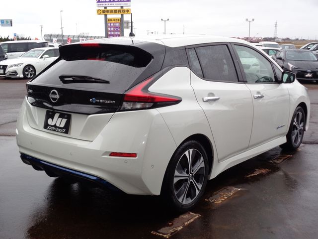 NISSAN LEAF 2022 Image 31
