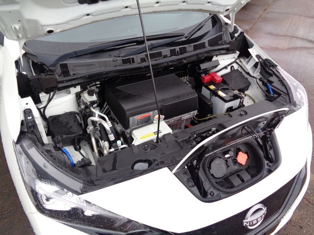 NISSAN LEAF 2022 Image 31