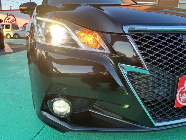 TOYOTA CROWN SEDAN 2013 Image 31