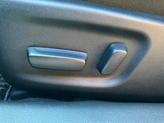 TOYOTA CROWN SEDAN 2013 Image 31