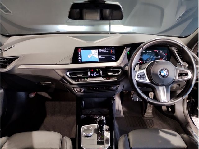 BMW 1SERIES 2022 Image 31