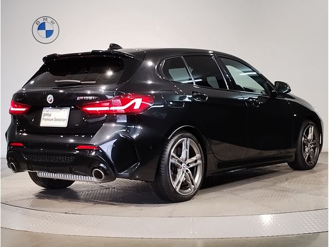 BMW 1SERIES 2022 Image 31