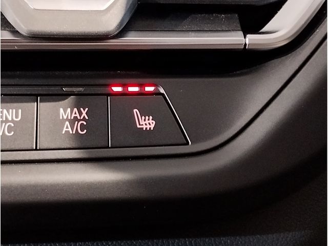 BMW 1SERIES 2022 Image 31