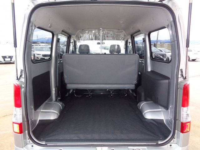 TOYOTA LITEACE VAN 4WD 2020 Image 31