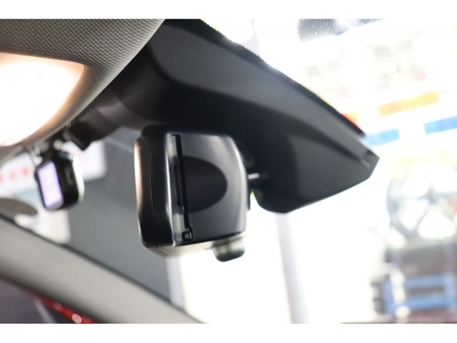 BMW 1SERIES 2018 Image 31