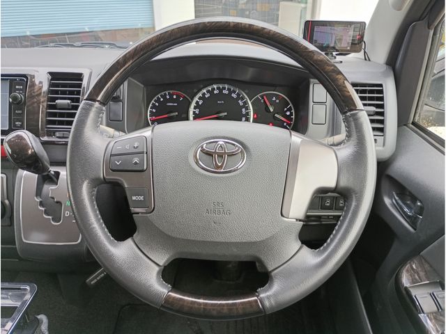 TOYOTA REGIUSACE VAN 4WD 2016 Image 31