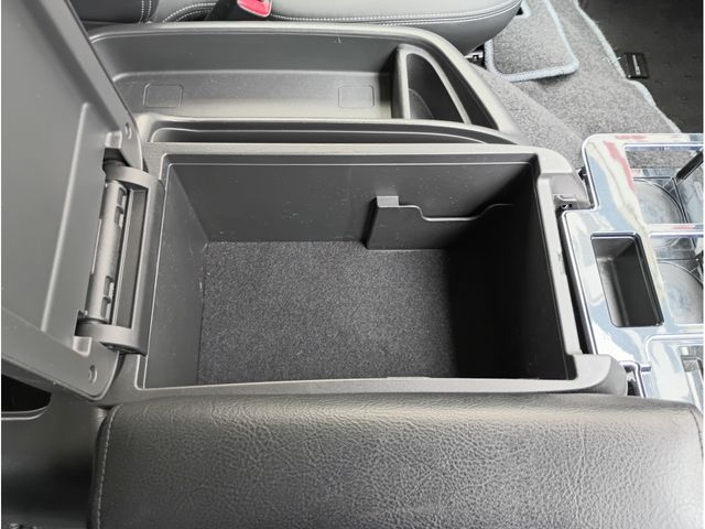 TOYOTA REGIUSACE VAN 4WD 2016 Image 31