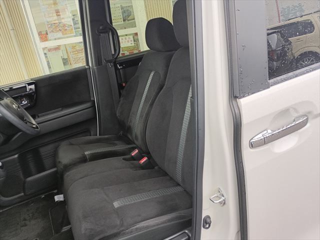 HONDA N BOX CUSTOM 2021 Image 31