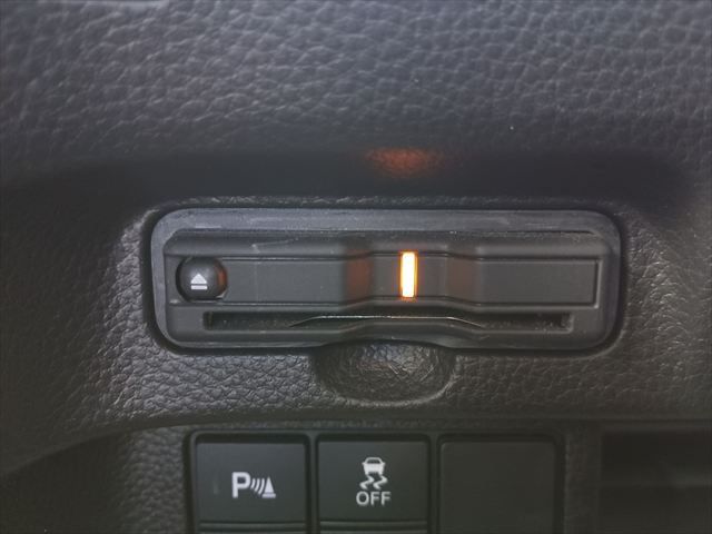 HONDA N BOX CUSTOM 2021 Image 31