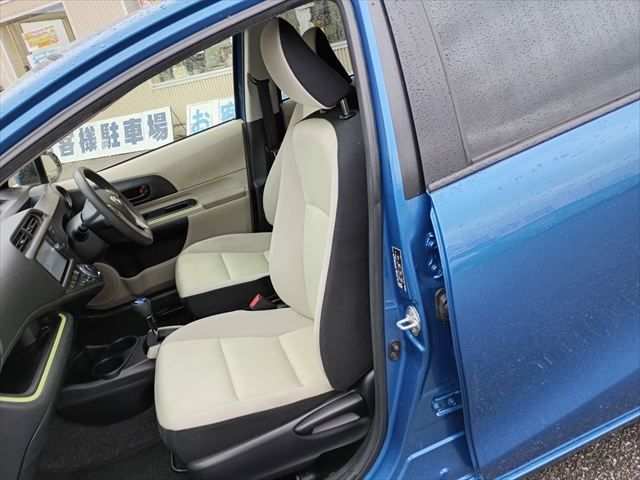 TOYOTA AQUA 2012 Image 31