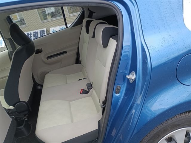 TOYOTA AQUA 2012 Image 31