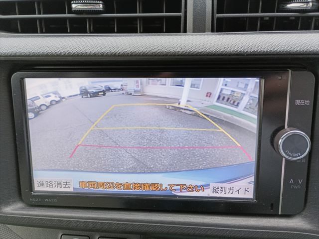 TOYOTA AQUA 2012 Image 31