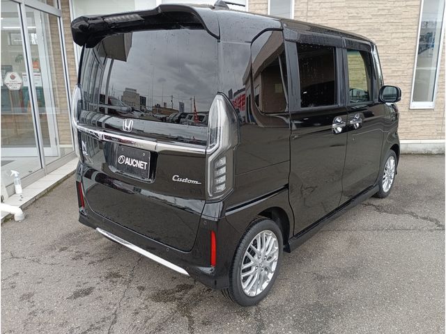 HONDA N BOX CUSTOM 4WD 2022 Image 31
