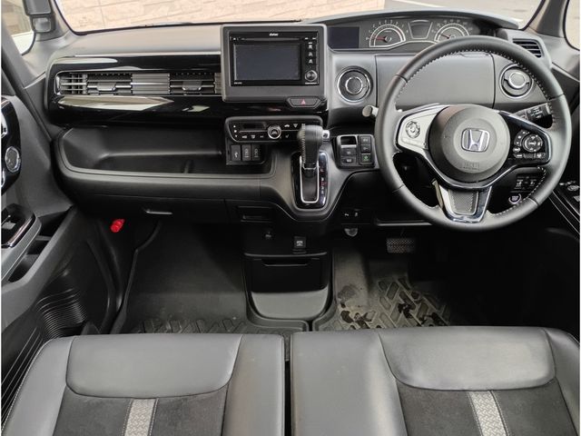 HONDA N BOX CUSTOM 4WD 2022 Image 31