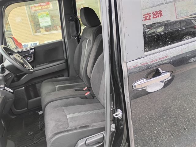 HONDA N BOX CUSTOM 2021 Image 31