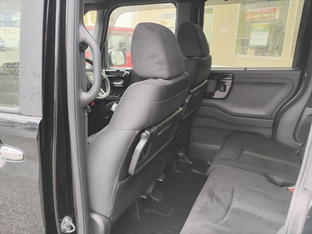 HONDA N BOX CUSTOM 2021 Image 31