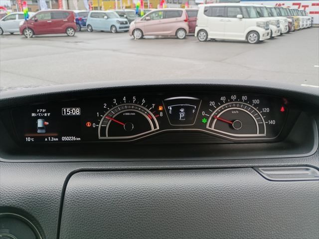 HONDA N BOX CUSTOM 2021 Image 31