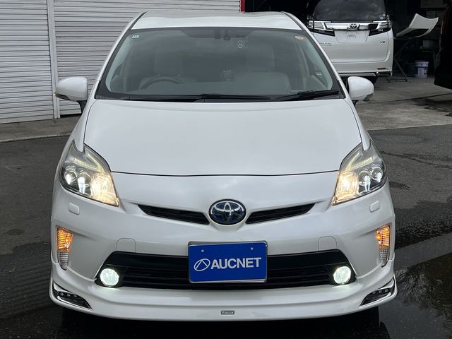 TOYOTA PRIUS 2014 Image 31