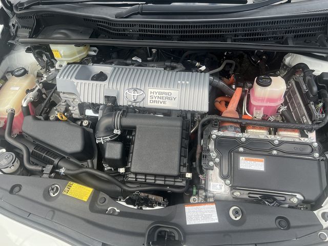 TOYOTA PRIUS 2014 Image 31