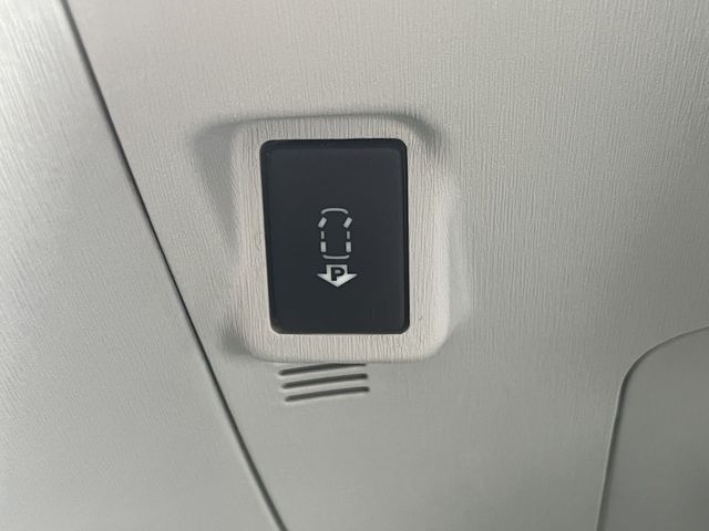 TOYOTA PRIUS 2014 Image 31