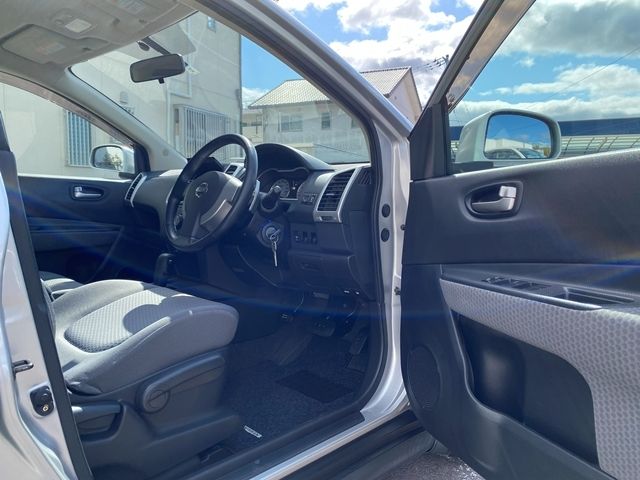 NISSAN WINGROAD 2006 Image 31