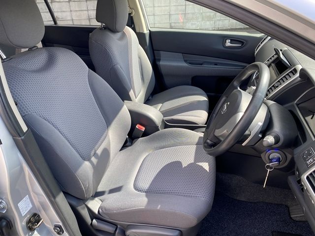 NISSAN WINGROAD 2006 Image 31