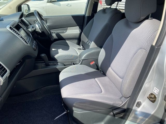 NISSAN WINGROAD 2006 Image 31