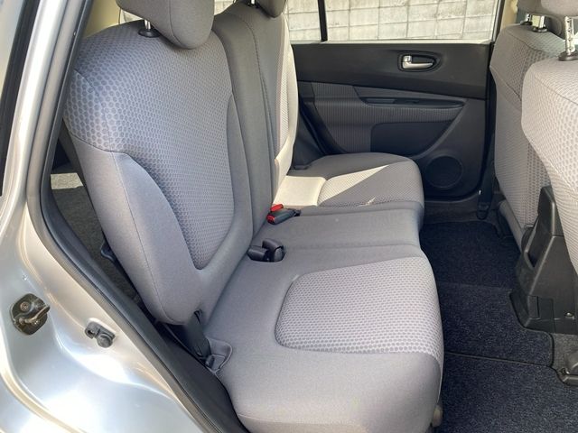 NISSAN WINGROAD 2006 Image 31