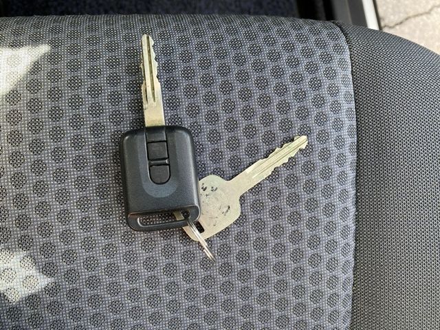 NISSAN WINGROAD 2006 Image 31