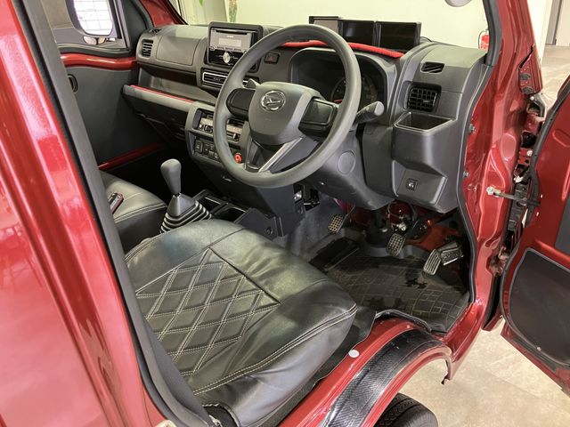 DAIHATSU HIJET TRUCK 4WD 2022 Image 31