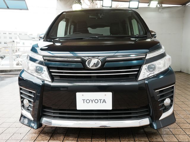 TOYOTA VOXY 2015 Image 31