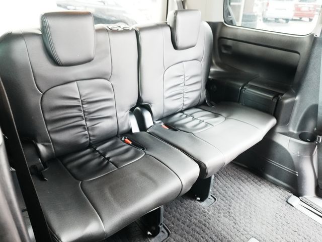 TOYOTA VOXY 2015 Image 31