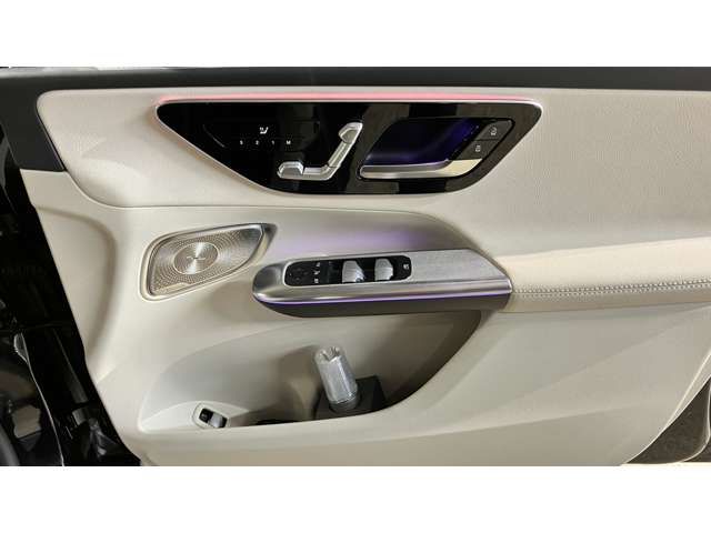 MERCEDES BENZ GLC CL 2023 Image 31