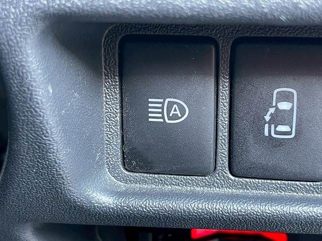 TOYOTA HIACE VAN 4WD 2023 Image 31