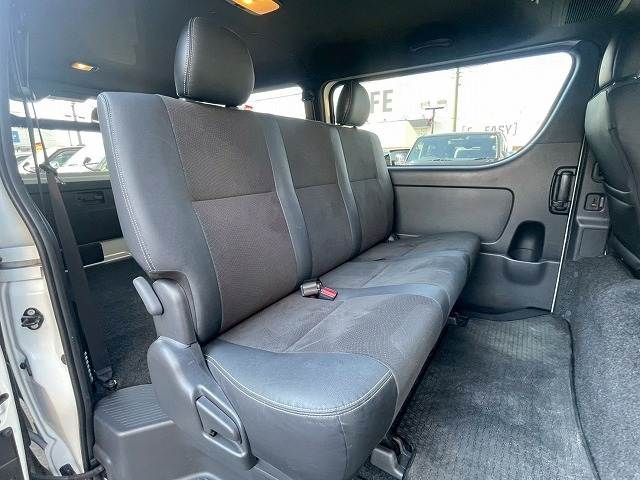 TOYOTA HIACE VAN 4WD 2023 Image 31